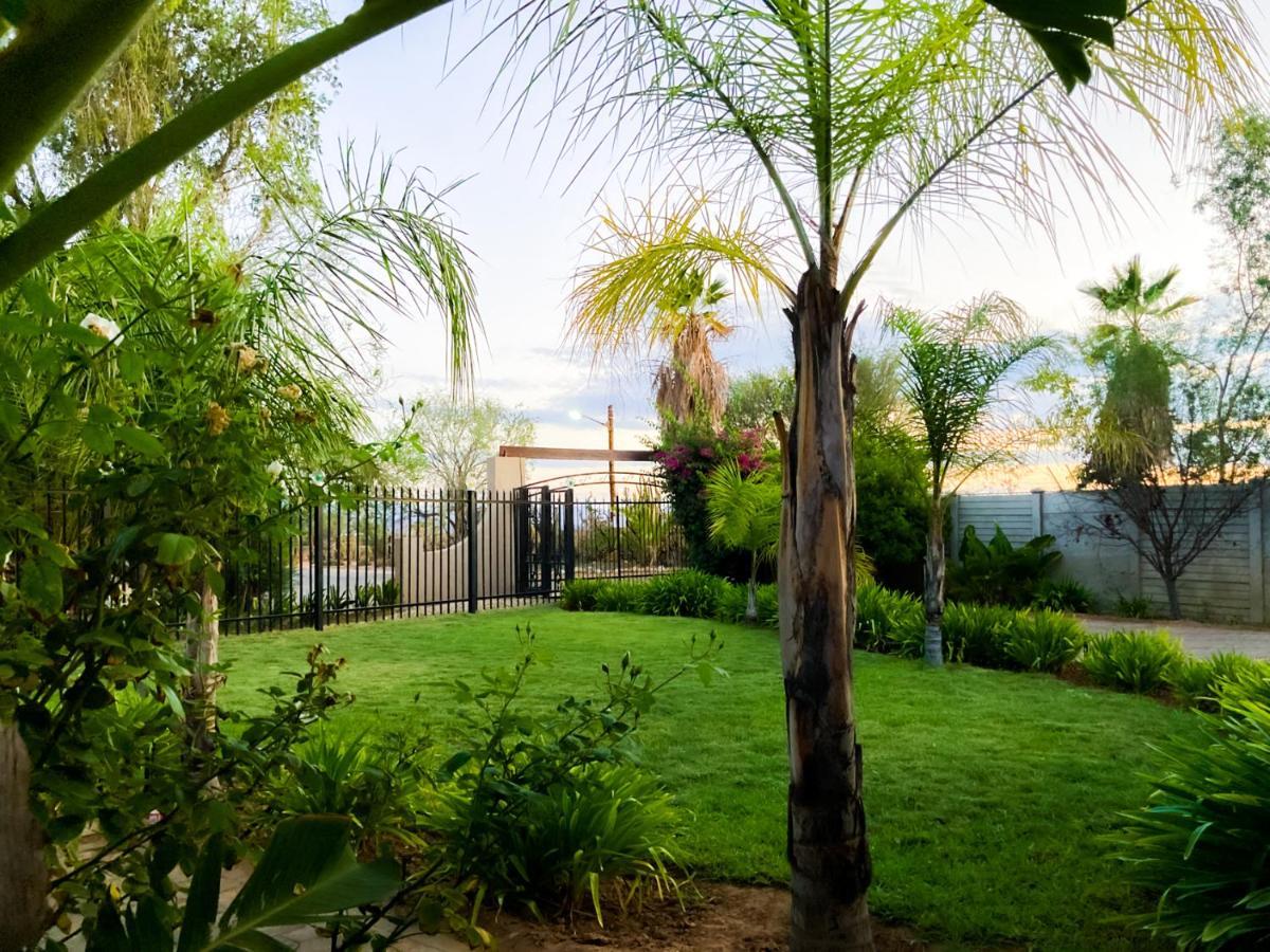 Oppi Draai Guesthouse Oudtshoorn Zewnętrze zdjęcie